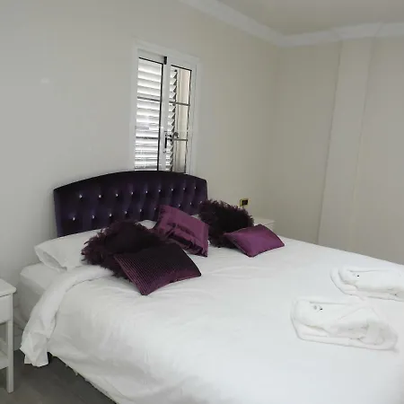 Vila Roque Paraiso